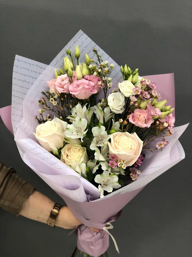 Букет цветов из: Альстромерии, Розы и Лизиантусы в Шабурново