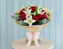Букет цветов из:  Лилии и Розы в Шабурново