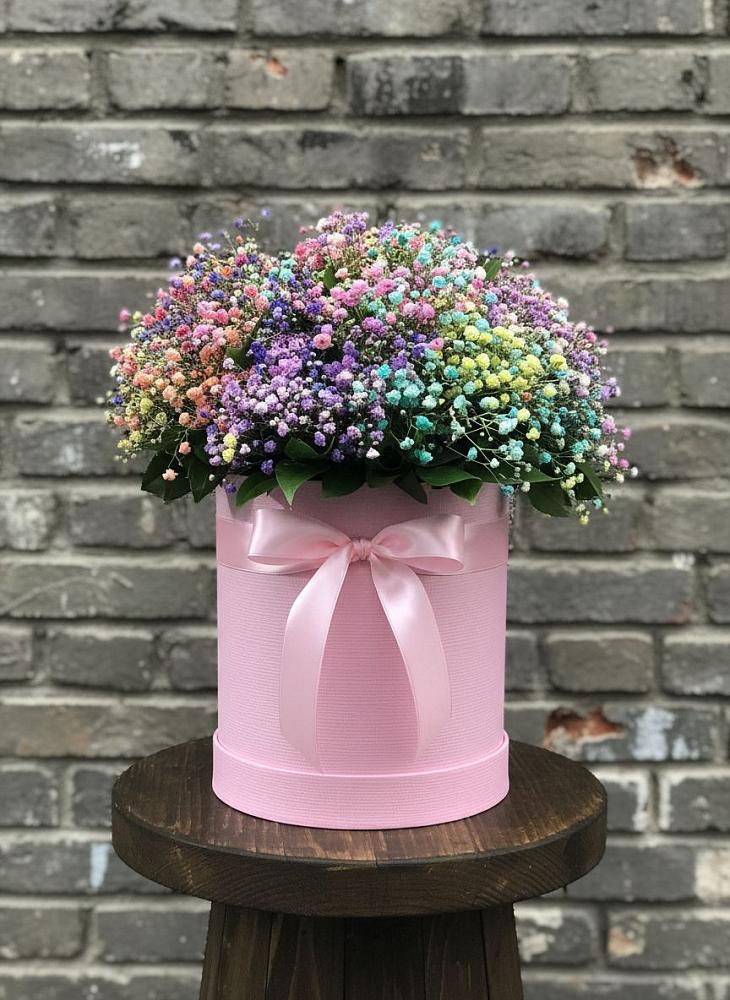 Цветочная композиция из Гипсофила и Розы в шляпной коробке в Шабурново