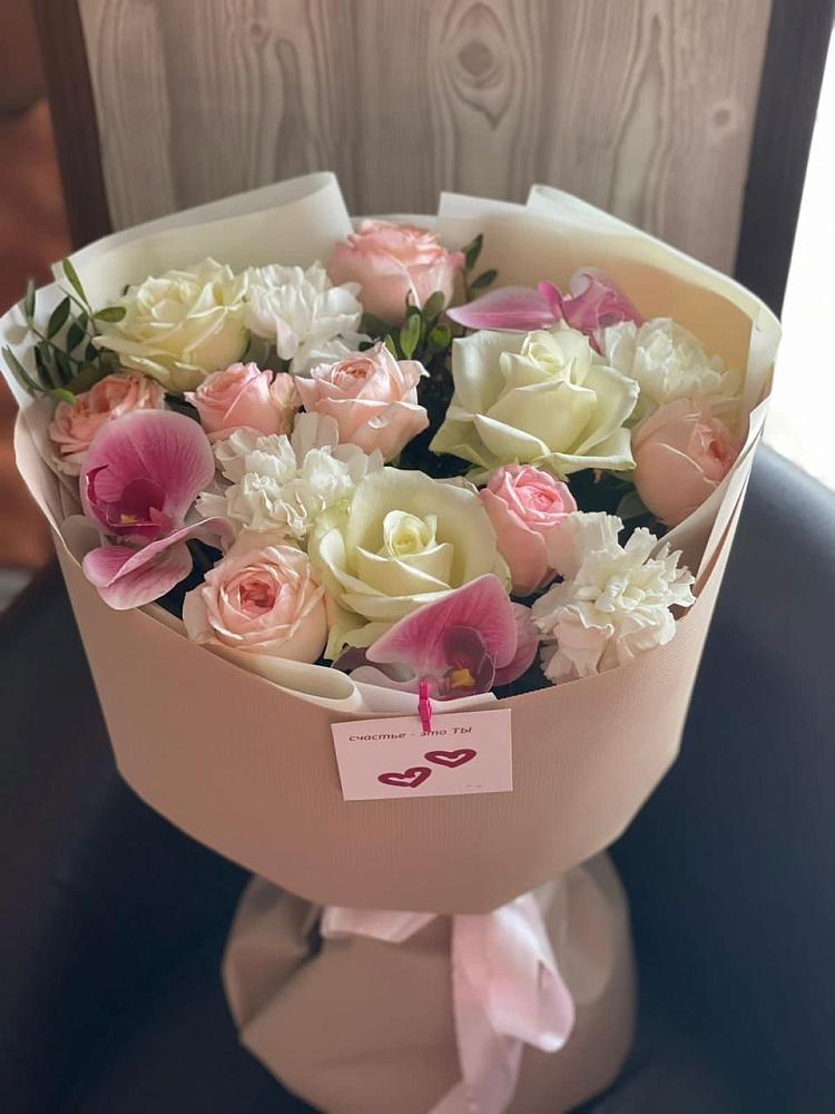 Букет цветов из: Орхидеи, Розы и Гвоздики в Шабурново