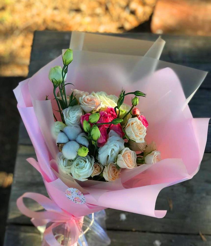 Букет цветов из: Розы и Лизиантусы в Шабурново