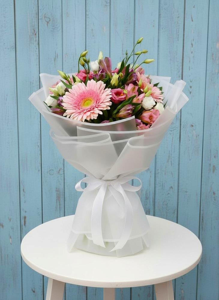 Букет цветов из: Герберы, Альстромерии и Лизиантусы в Шабурново