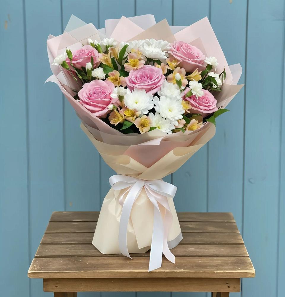 Букет цветов из: Гвоздики, Орхидеи и Розы в Шабурново