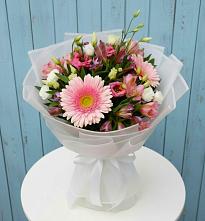 Букет цветов из:  Герберы, Альстромерии и Лизиантусы #REPLACE_PRED# Шабурново